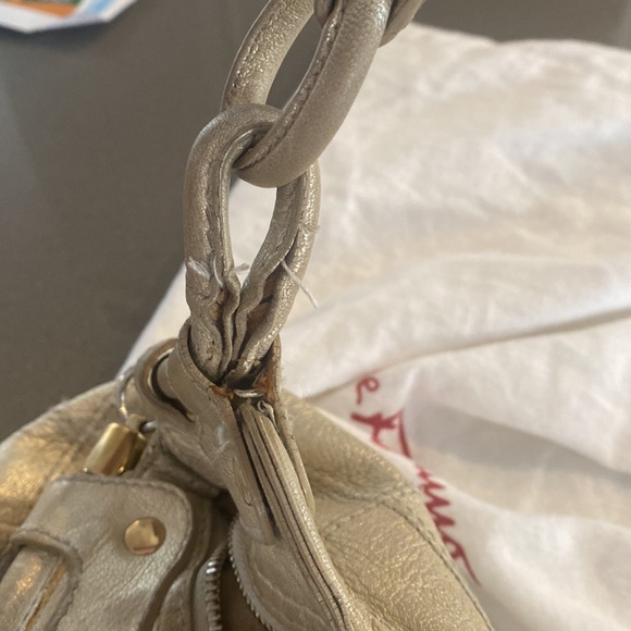 Salvatore Ferragamo shoulder bag , well loved - Picture 8 of 10